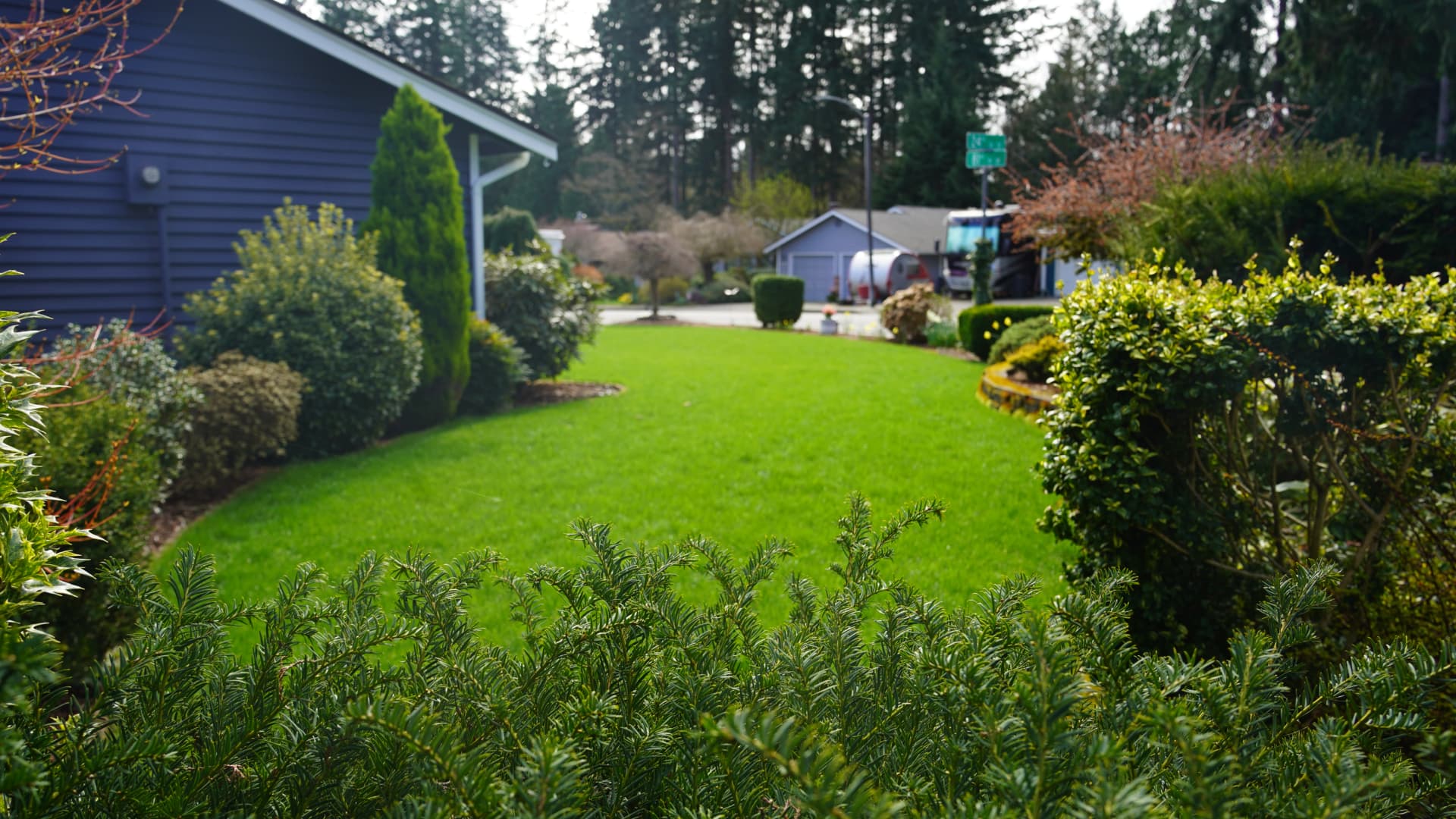 Residents enjoying outdoor garden time at Hebron Care